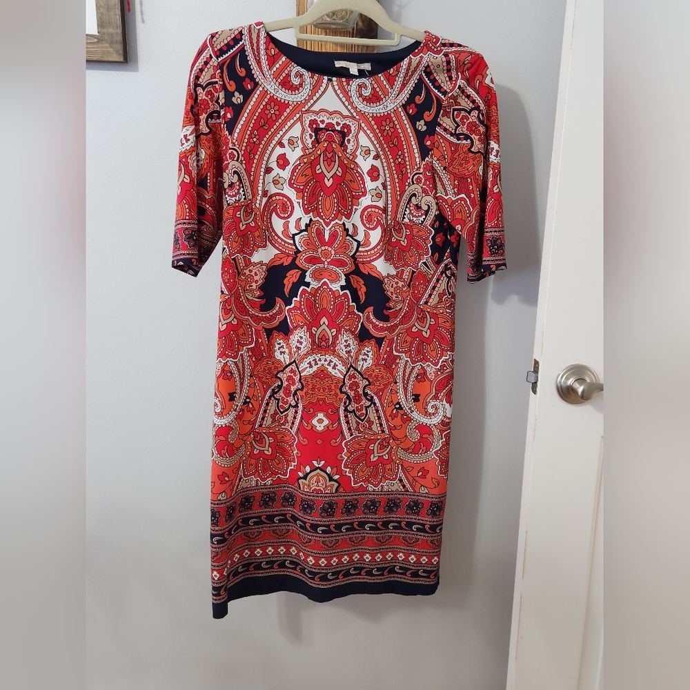 4 for $40 Signature Camryn Paisley Dress NWOT Size 6